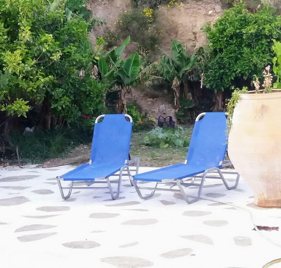 Sun Day Villa Achlia エクステリア 写真
